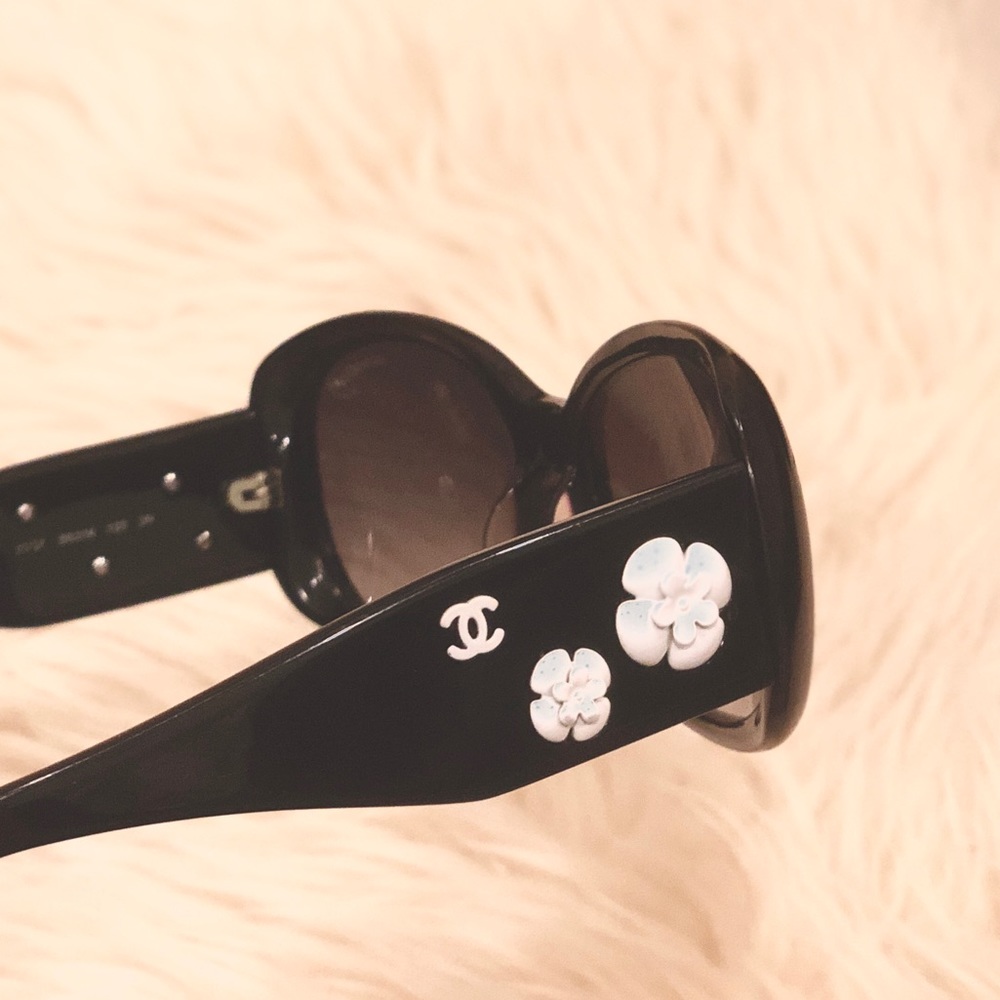 Chanel Sunglasses in Black - Picture 2 of 2